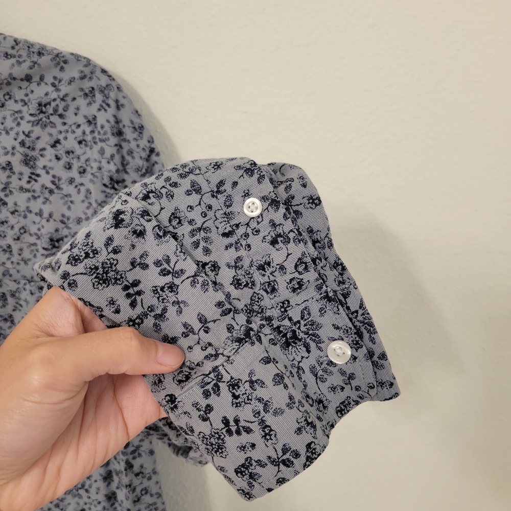 Old Navy button up shirt - Picture 6 of 7